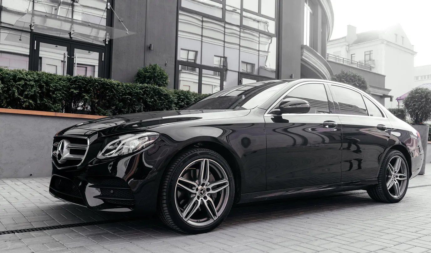 Mercedes-Benz 租車推薦