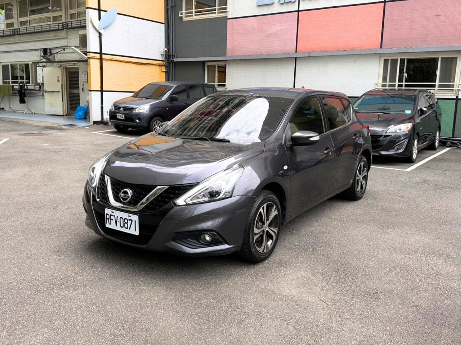 NISSAN Tiida 租車推薦